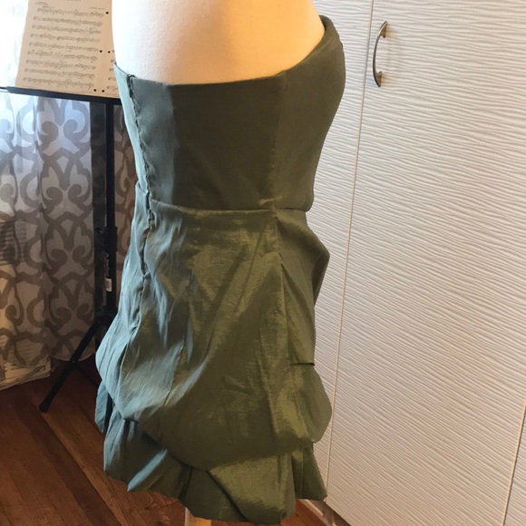 Strapless Ruffle Dress - Picture 4 of 6